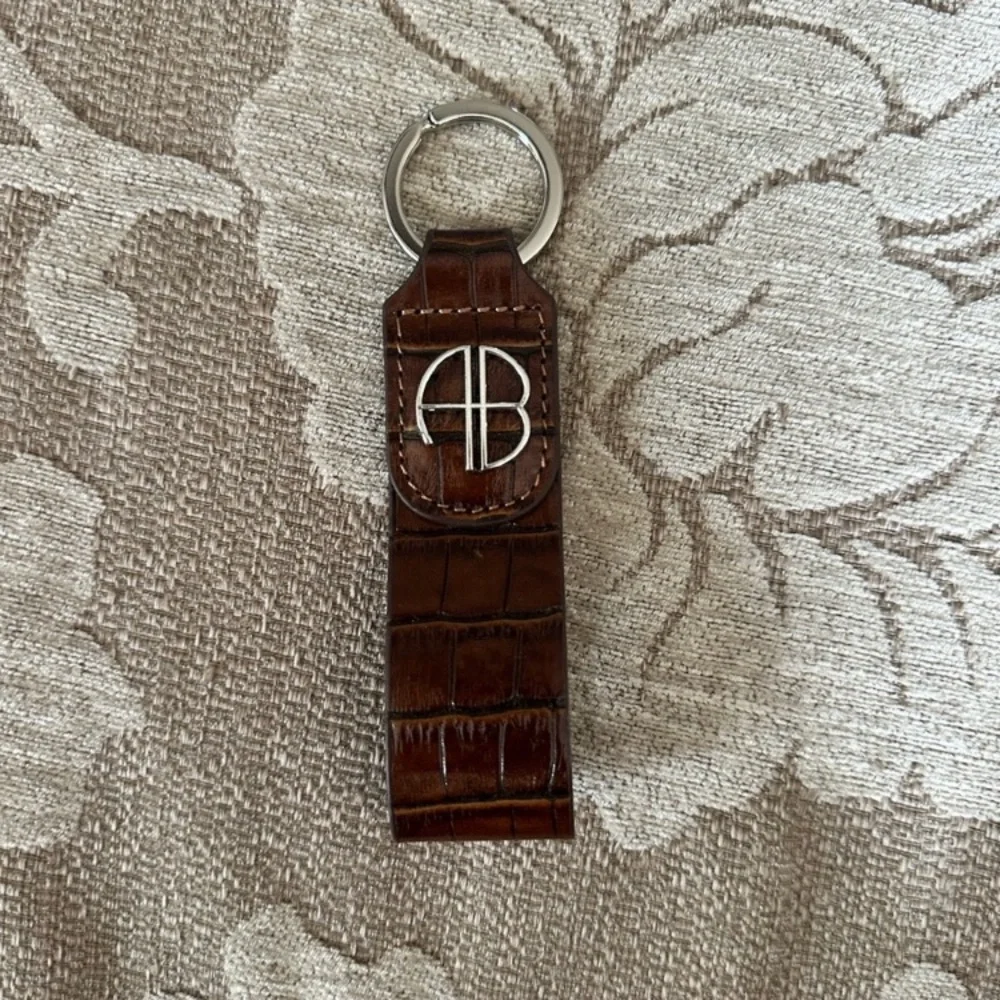 Anine Bing NWT Brown Croc-Embossed Key ring new in original box